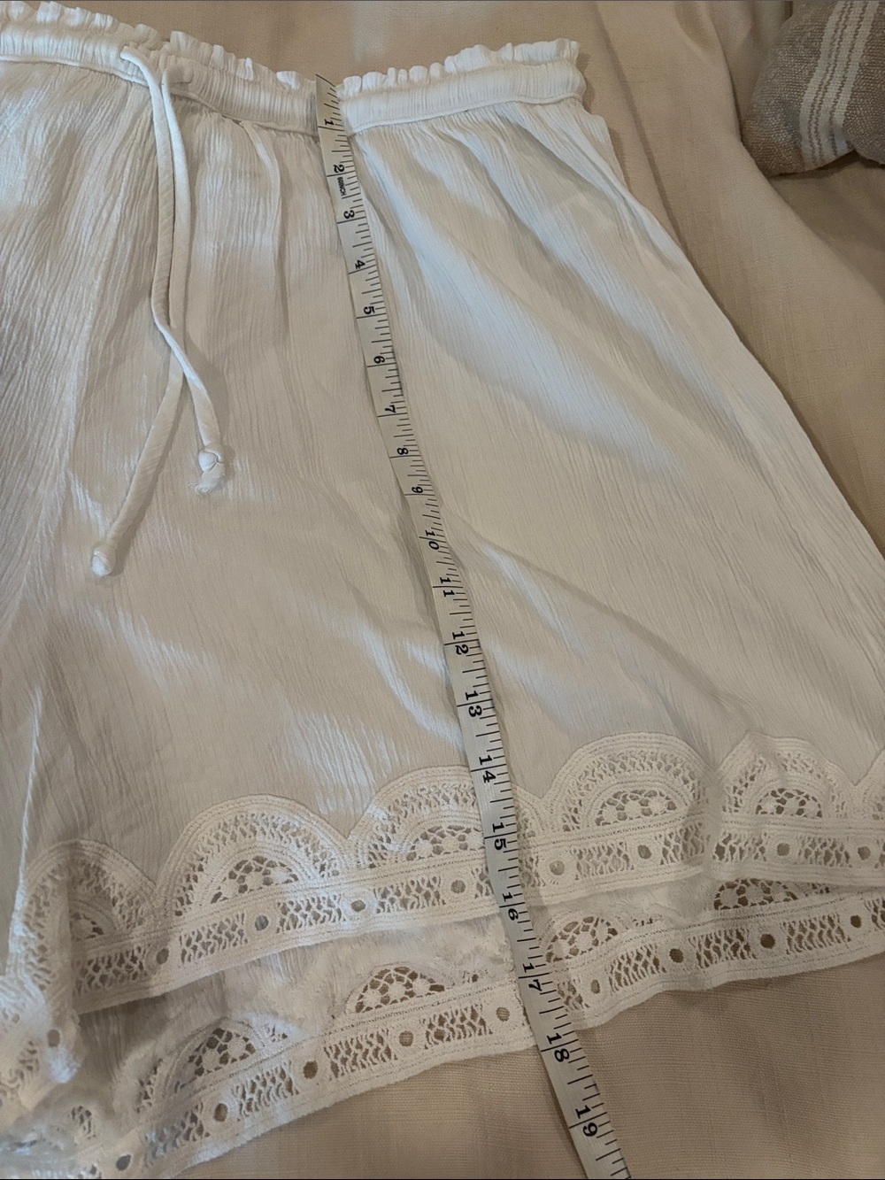 Aerie White High Waist Lace Trim Shorts - Picture 3 of 8